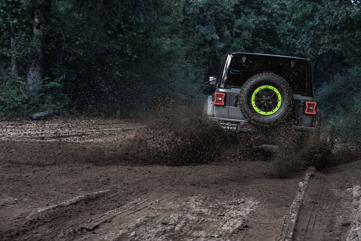 Jeep Debuts High-Contrast 2027 Wrangler Switchback